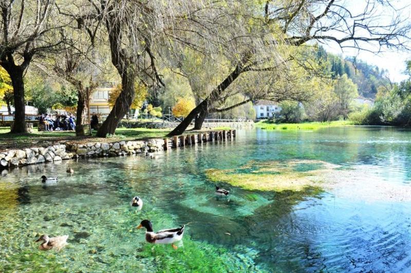 Casa Rosamari - Su Lago Di Posta Fibreno, Appartamento Con Camino Exteriör bild
